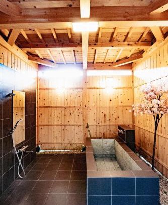 Fushimi Apartment | ~Fushimi Inari~露天風呂付の一棟貸切のゲストハウス