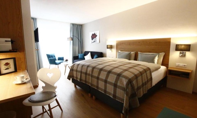 Haeusern Hotel | Gästezimmer Kamino