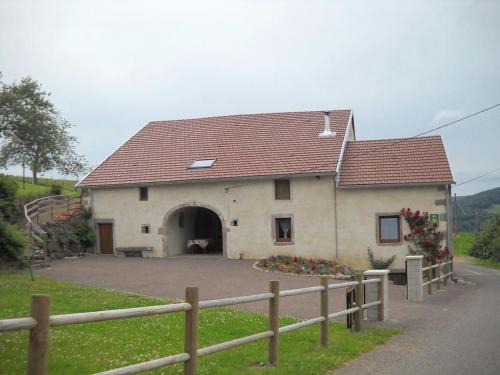 Corravillers House | Gîte Vosges : nature, cheminée, animaux acceptés - FR-1-583-379