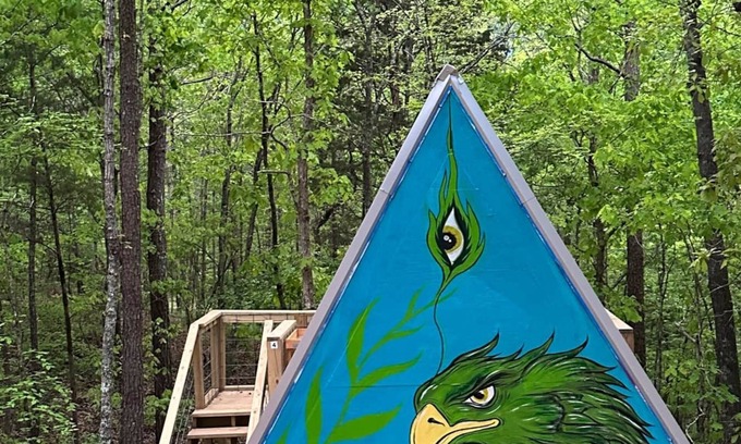 Talladega Cabin | G-4 Glamp in Bohamia - 268 acre forest retreat