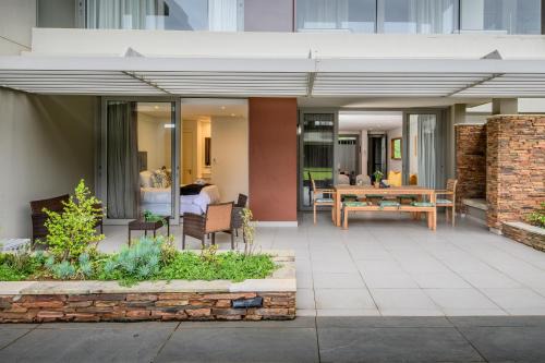 Hillhead Apartment | G012 at Ocean Dune, Sibaya