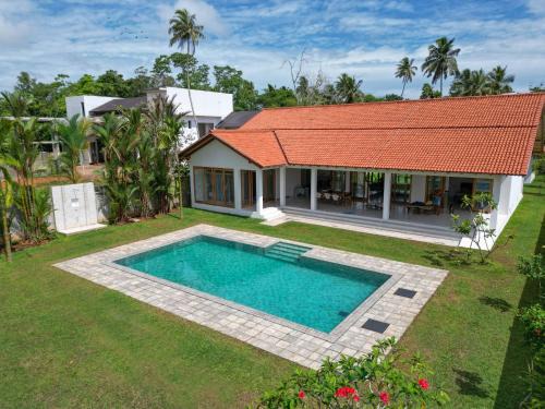 Darga Town Bed & Breakfast | Gaia plantbased Bnb , riverside