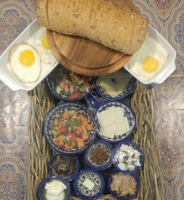 Manot House | Gallerita