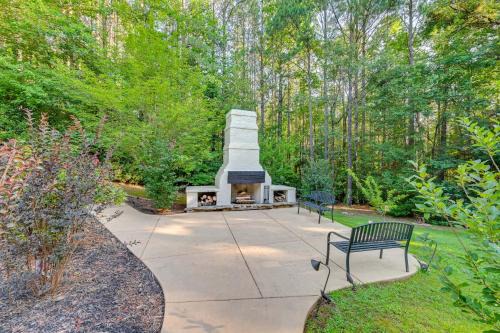 Denver House | Game Room and Patio Luxe Retreat Near Lake Norman!