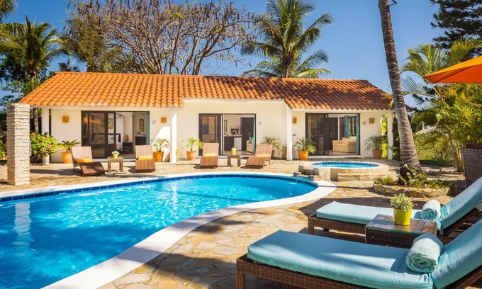 Sosua Bed & Breakfast | Garden By The Sea