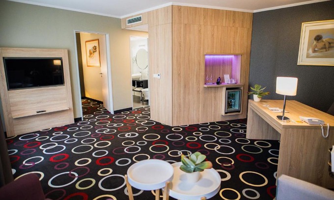 Tiszaliget Hotel | Garden Hotel Wellness és Konferencia