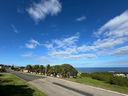 Dana Bay House | Garden Route Self-Catering