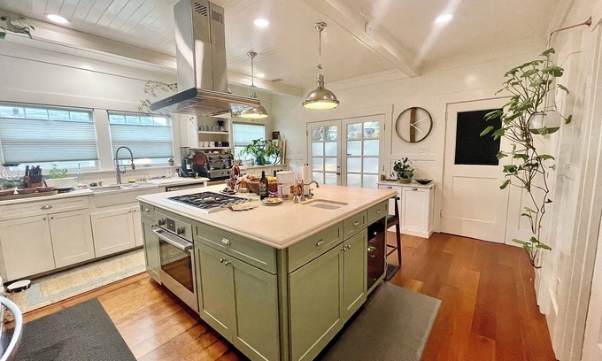 Vallejo House | Garden Suite: Private Deck, Saltwater Hot Tub & Fast Wi-Fi