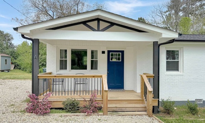 Southwest Raleigh House | Garner's Retreat | 2Bd/2Ba & Pet Friendly