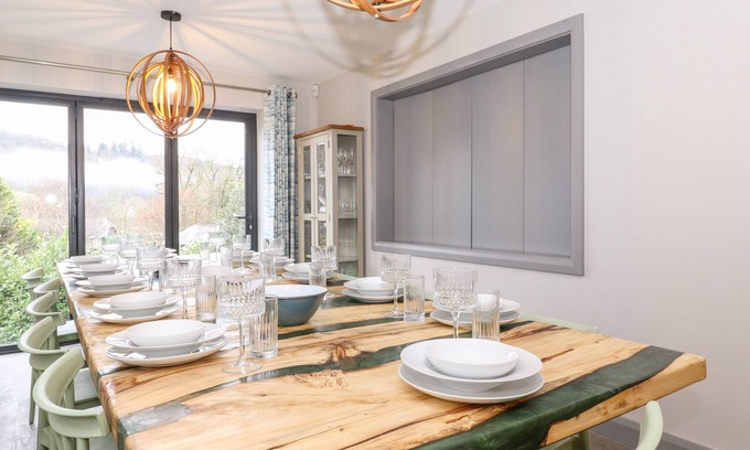 Ambleside Cottage | Garth Hill House