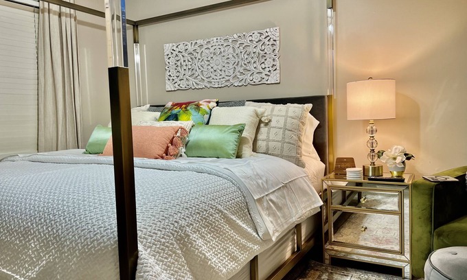 Auburn House | Gateaway to Tajade Cozy Townhouse Living - 1.6 mi to stadium