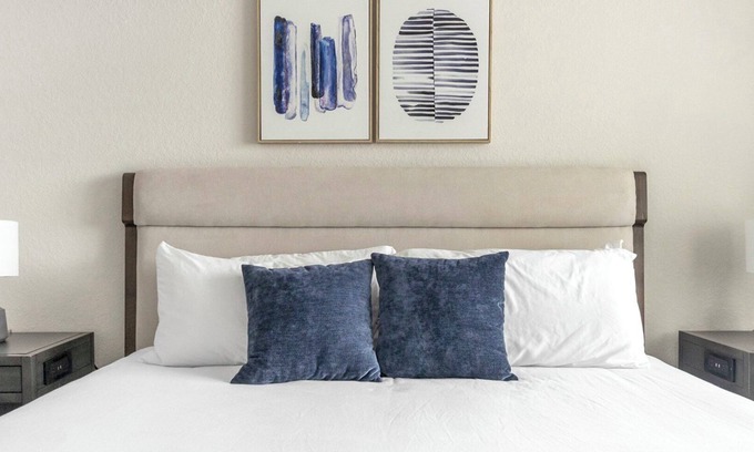 Palmetto Apartment | GatewayCommons 1BD 2