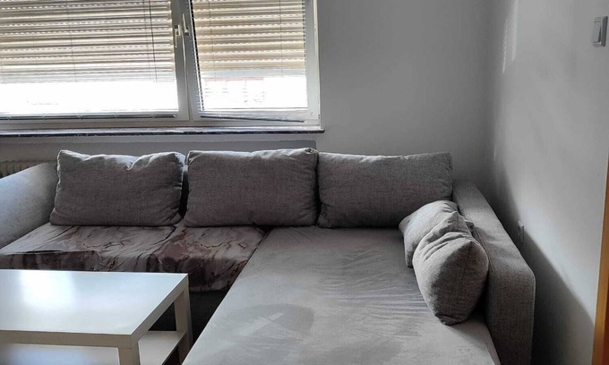 Butzbach Apartment | Gemütliche Ferienwohnung Belvie in Pohl-göns