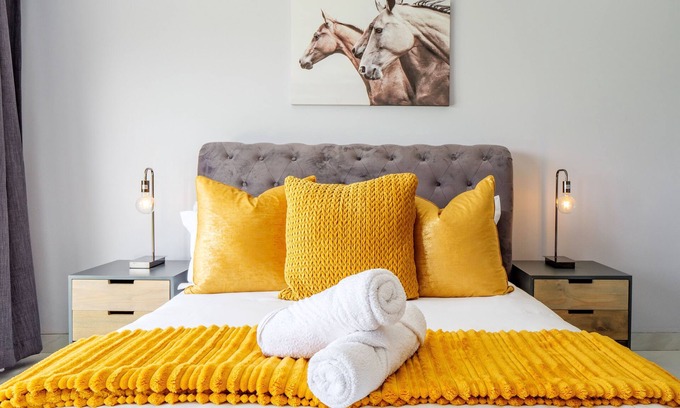 Durban North House | Gemmell Place - Four Bedroom House, Sleeps 8