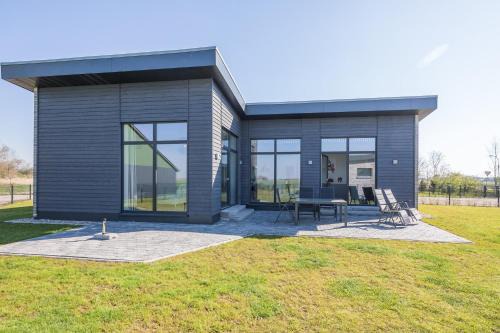 Neukirchen/Erzgeb House | Georgs Huis