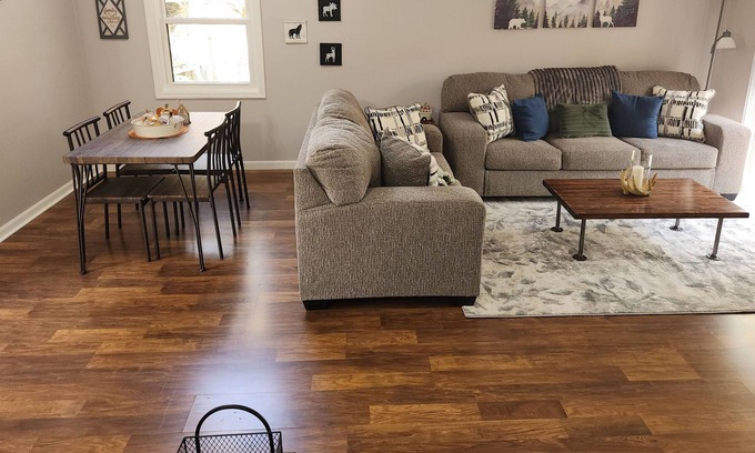 Ozone Condo | Get away from it all at the Tranquil Mountain Escape 🏞 Newly Remodeled