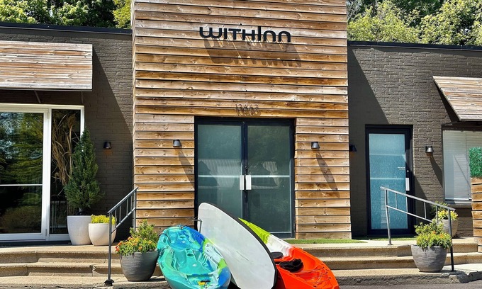 Harbert Apartment | Getaway WithInn-Relaxation Centrally Located to Beaches and Walkable Restaurants