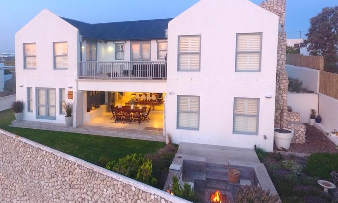 Paternoster House | Gezellig