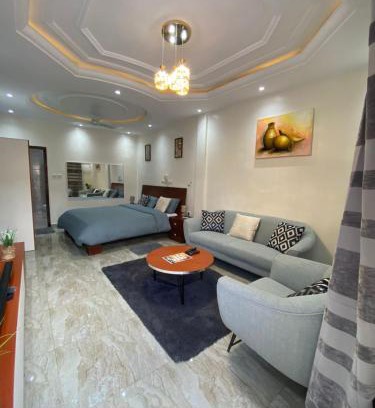 Abomey-Calavi Bed & Breakfast | Gilles Golden Palace