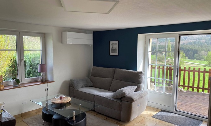 La Chapelle-devant-Bruyeres Apartment | Gîte (1) in an old farmhouse in the heart of nature