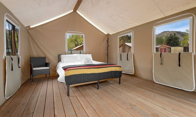 Poudre Park House | Glamp 3- Coyote Pack