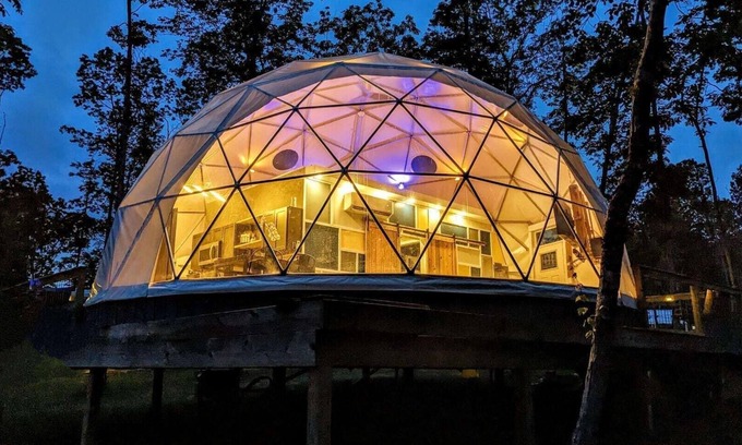Coalmont House | Glamping Dome at Getaway on Ranger Creek