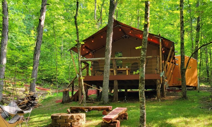 Sevierville RV Rental | GLAMPING IN THE SMOKIES-PRIVATE-LAKE ACCESS