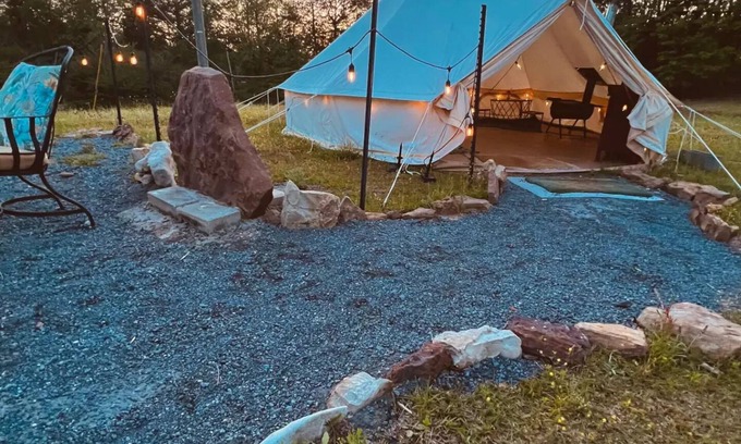 Double Springs RV Rental | Glamping Tent near the Bankhead National Forest