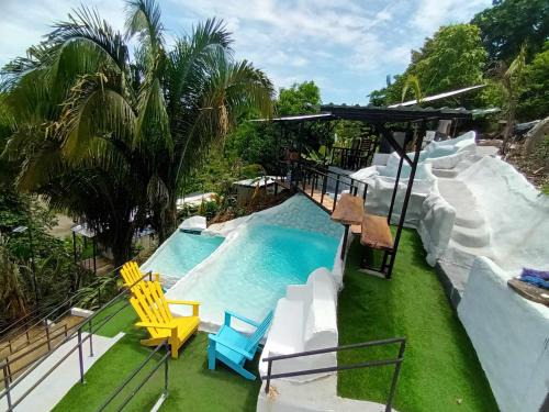 Manuel Antonio Cabin | Glamping Tomaselli