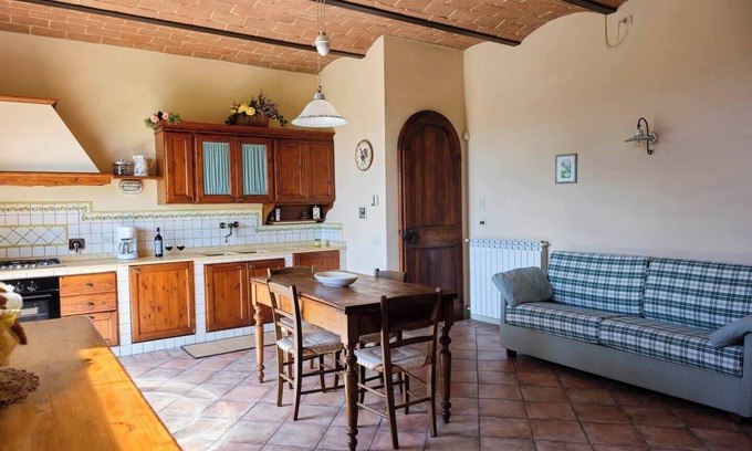 Tavarnelle Val di Pesa Apartment | Glicini 1, holiday home with pool 30' from Florence
