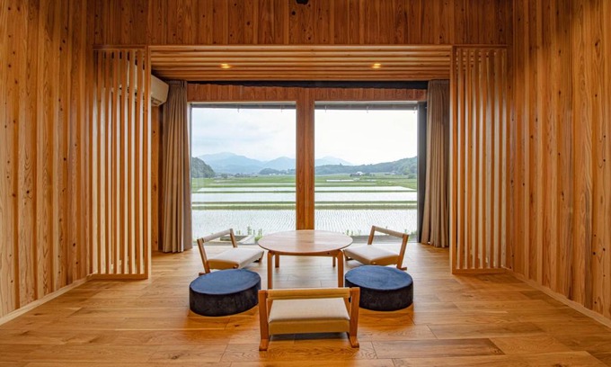 Usa Apartment | GLOCE宇佐 田宮-田んぼのお城- l 美しい田園と山々を一望 癒しと伝統を体感