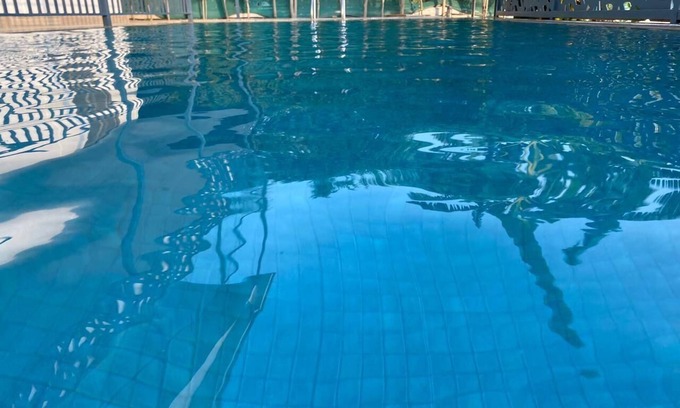 Noida Resort | GoBravo 12 - Vansh 4Bhk Farm w/t Pool Sec135 Noida