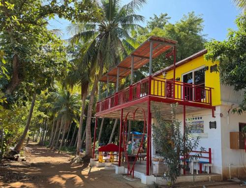 Kavali Hotel | Gods Garden