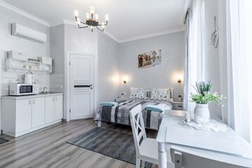 Lviv City Center Apartment | Golden Roses in Halytskyi District