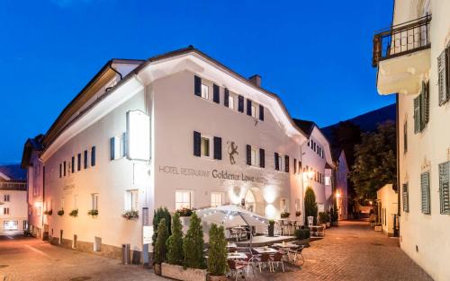 Silandro Hotel | Goldener Löwe - Anno 1773