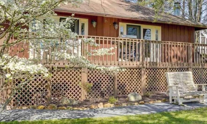 The Woods Cabin | Golf Course Views w Fireplace & Resort Amenities