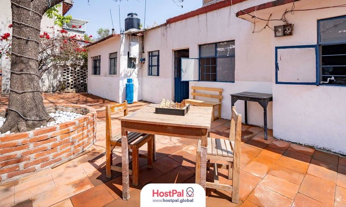 Xochimilco Bed & Breakfast | Good vibes, great location, WiFi and Smart TV