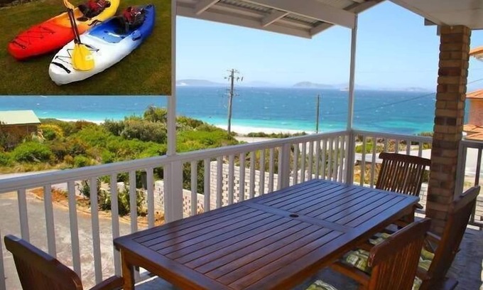 Goode Beach House | Goode Beach Retreat