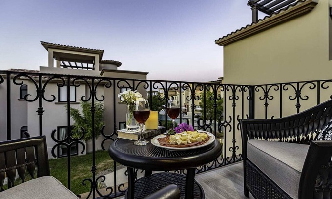 Los Cabos Apartment | Gorgeous 2 BR Condo with Resort Access at Mavila