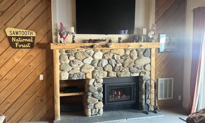 Elkhorn Village Condo | Gorgeous 3 Bedroom Sun Valley, Elkhorn Condo