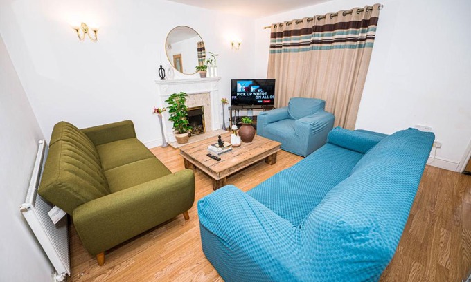 Thamesmead East House | #Gorgeous 3 beds home#7min to subway, free parking