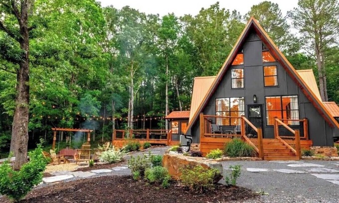 Rosa House | Gorgeous A Frame on 18 private acres.