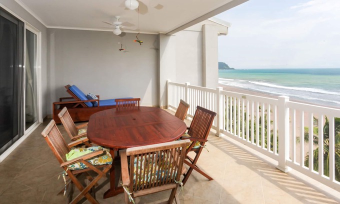Barrio Los Villalobos Apartment | Gorgeous Beachfront Condo w/Incredible Ocean Views & Access to Pool