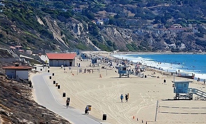 Torrance Hotel | Gorgeous Family Escape! Spacious Family Unit, Pool, Restaurant