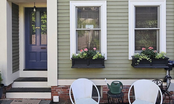 Medford Street - The Neck House | Gorgeous High End Charlestown Home -Hot Tub on Rooftop Deck, Trampoline & More!