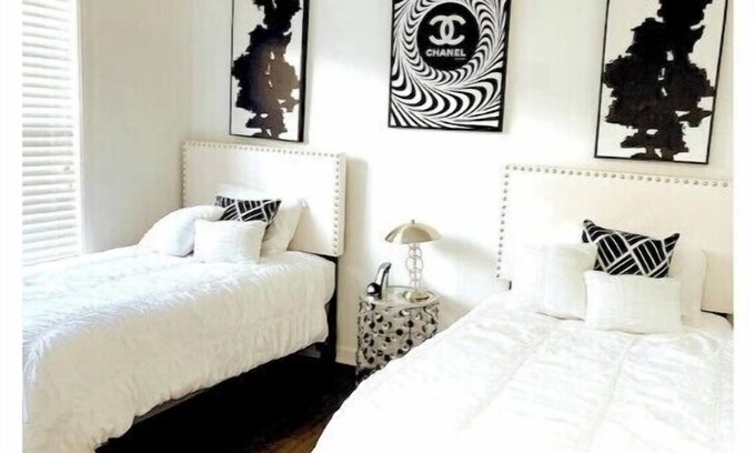 Snellville House | Gorgeous Home w/Pool & Game Roomn