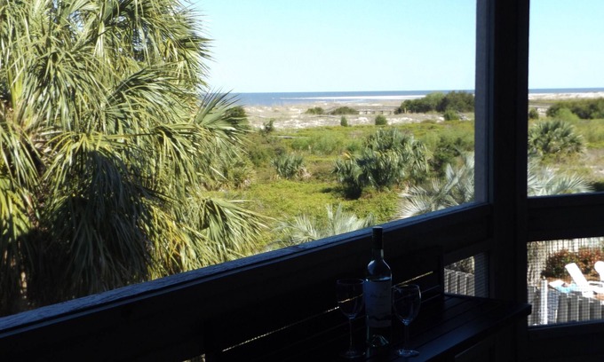 Oceanmarsh Subdivision Condo | Gorgeous Ocean View. Stylish, Clean & Pet Friendly Hunting Island Pass Included!