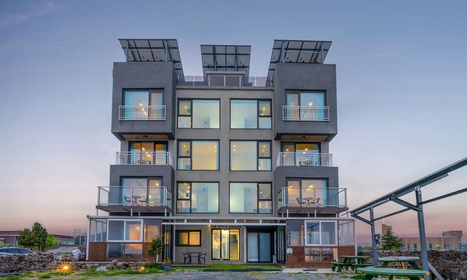 Sokcho House | Goseong Littlesquare Oceanview Pension