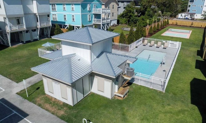 Wilmington Beach House | Got a 2nd-with pool S