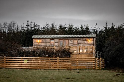 Llanrhidian Higher Other | Gower Fresh Reindeer Lodge
